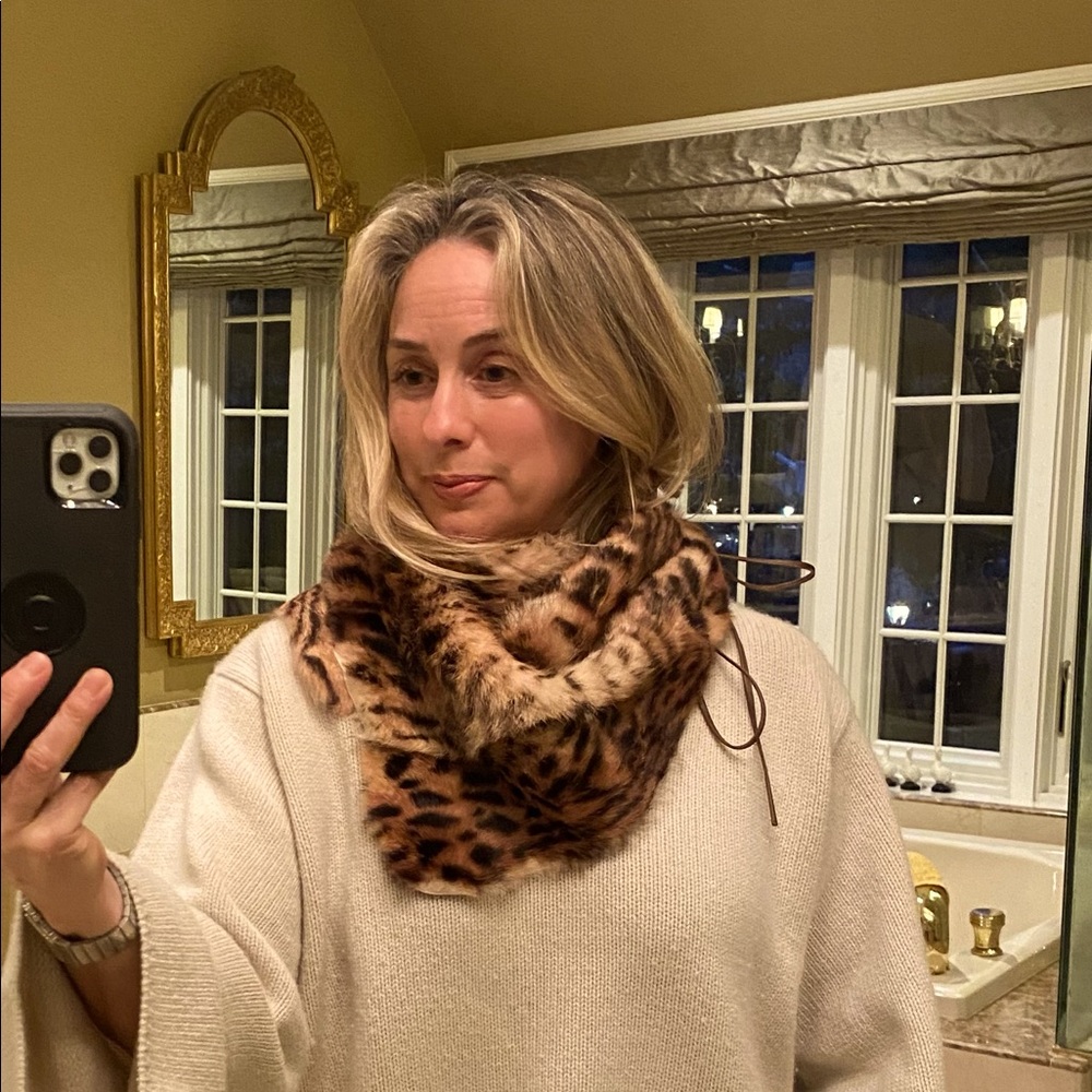 Leopard pattern rabbit fur scarf